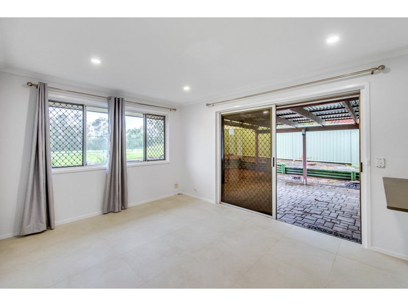 36 Lugano Street, Riverhills QLD 4074