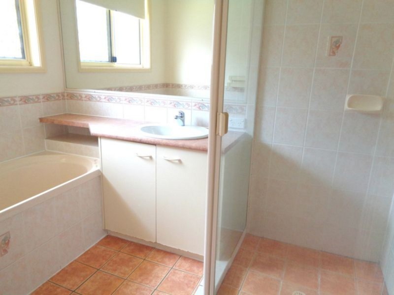 54 Glasshouse Crescent, Forest Lake QLD 4078