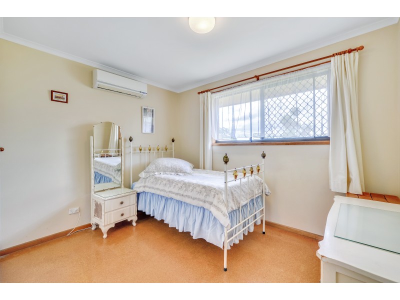 19 Lugano Street, Riverhills QLD 4074