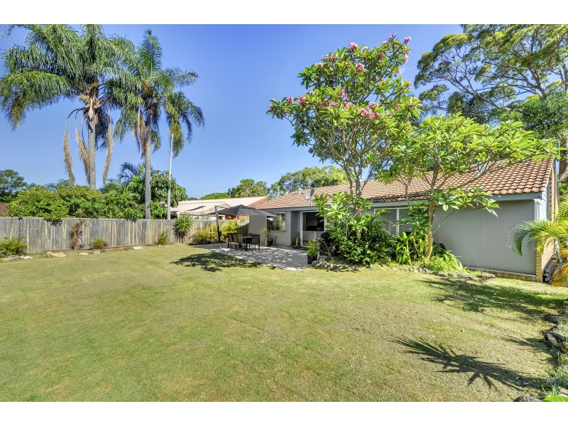 60 Paluna Street, Riverhills QLD 4074