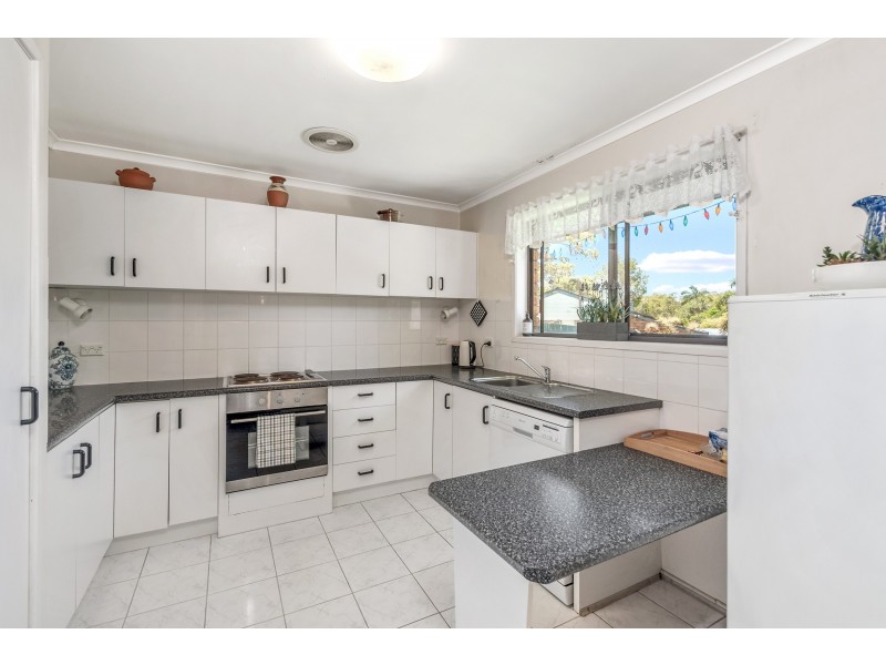 3 Aegean Close, Jamboree Heights QLD 4074