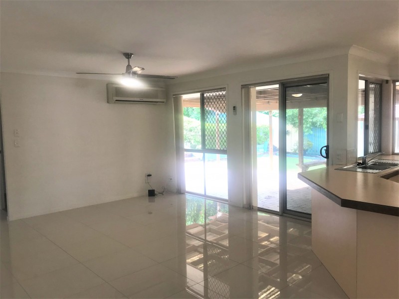 249 Horizon Drive, Westlake QLD 4074