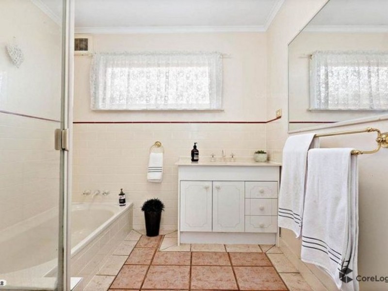 38 Kooringal Drive, Jindalee QLD 4074
