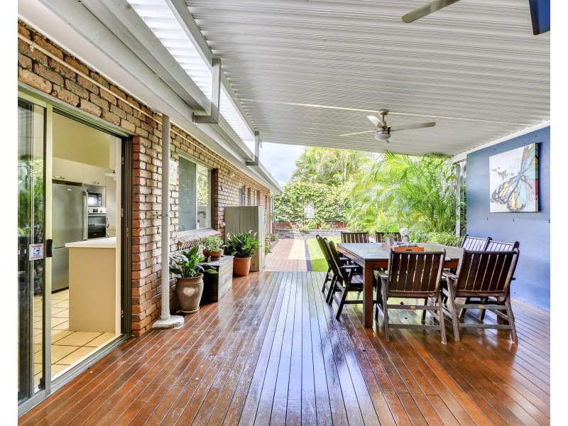 74 Hazelton Street, Riverhills QLD 4074