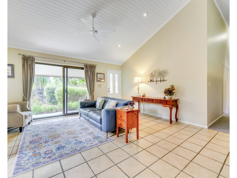 74 Hazelton Street, Riverhills QLD 4074