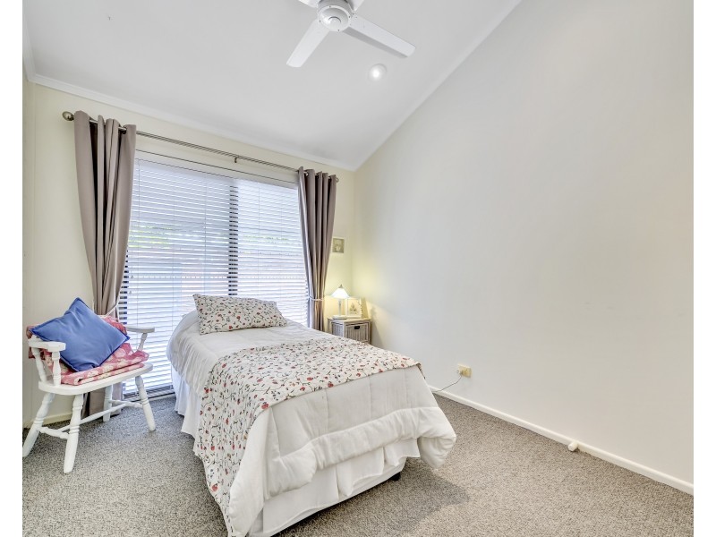 74 Hazelton Street, Riverhills QLD 4074