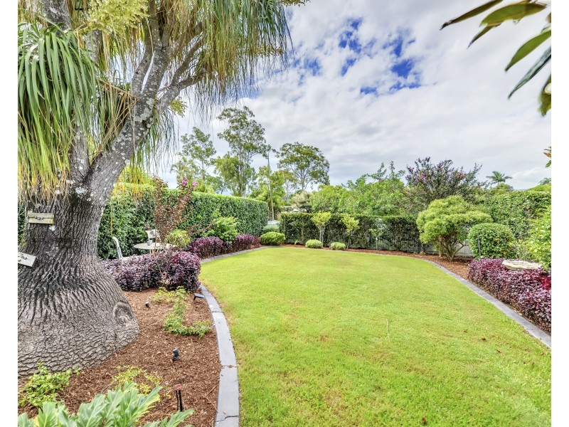 74 Hazelton Street, Riverhills QLD 4074