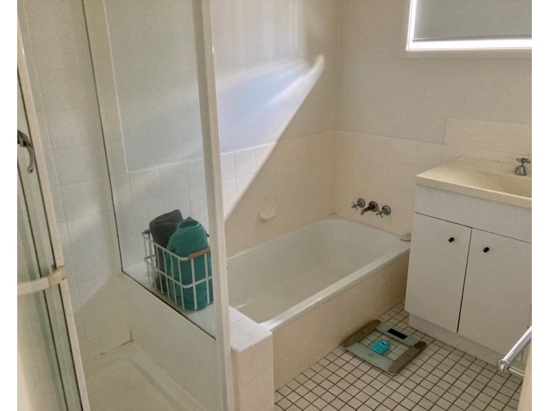 12 Emblem Street, Jamboree Heights QLD 4074