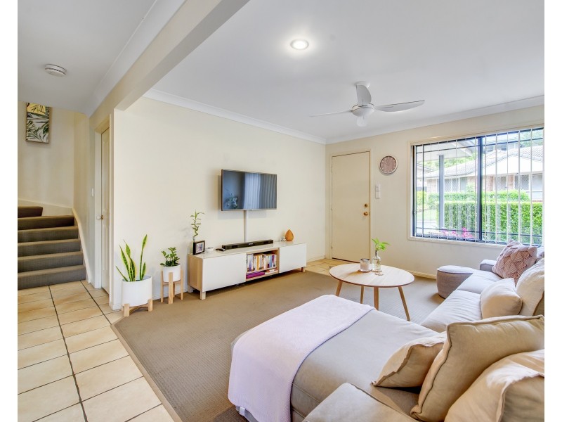 56/25 Hogan Place, Seventeen Mile Rocks QLD 4073