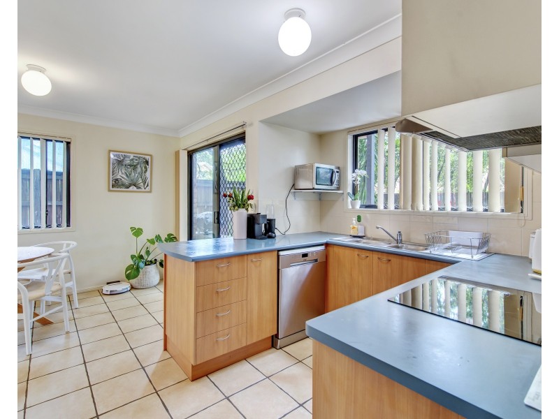 56/25 Hogan Place, Seventeen Mile Rocks QLD 4073