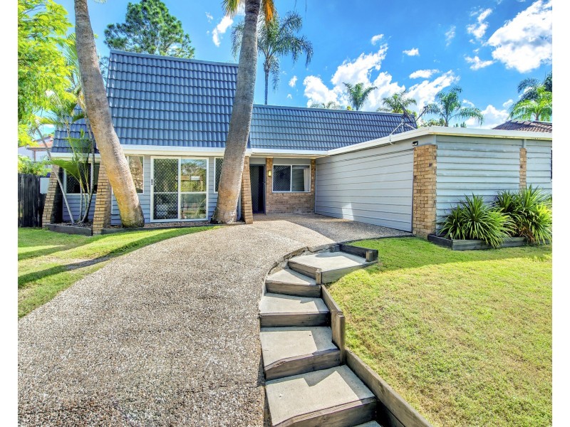 22 Ebrill Street, Jamboree Heights QLD 4074