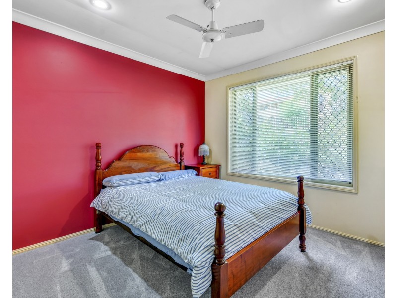 6 Axel Place, Sinnamon Park QLD 4073