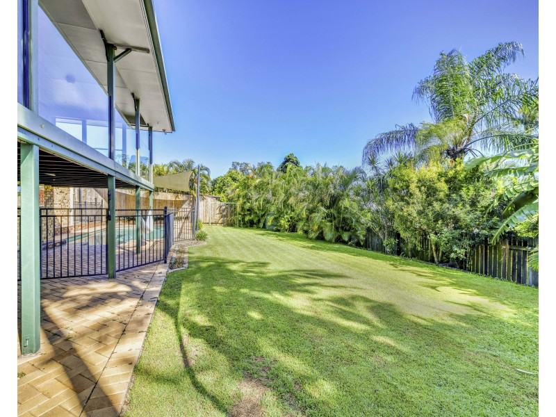 6 Axel Place, Sinnamon Park QLD 4073