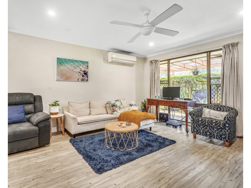 109 Hazelton Street, Riverhills QLD 4074