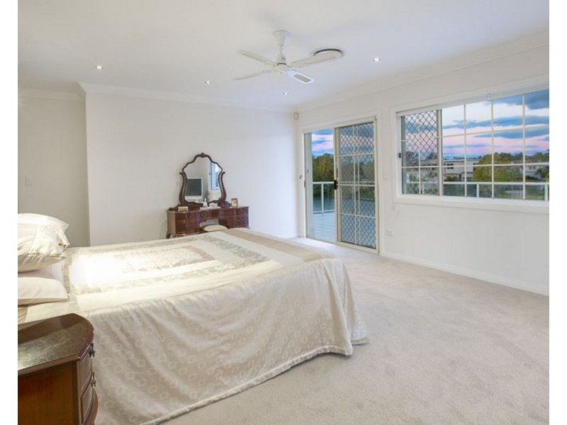 32 Newell Place, Westlake QLD 4074