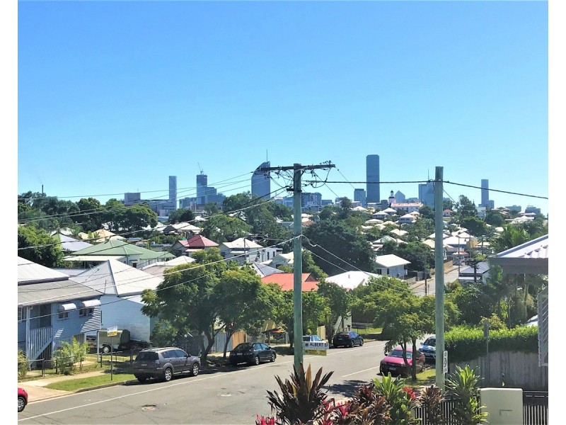 24 Elliott Street, Woolloongabba QLD 4102