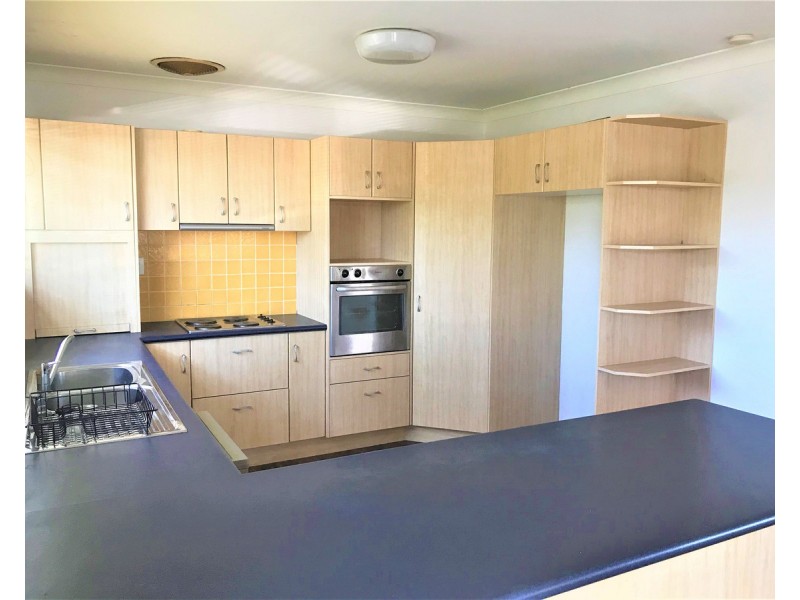 24 Elliott Street, Woolloongabba QLD 4102