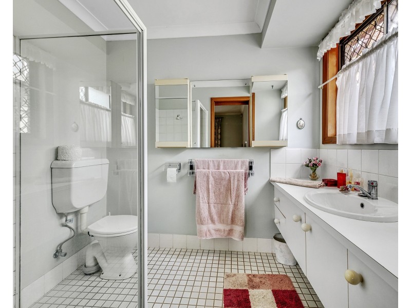 5 Callabonna Street, Westlake QLD 4074