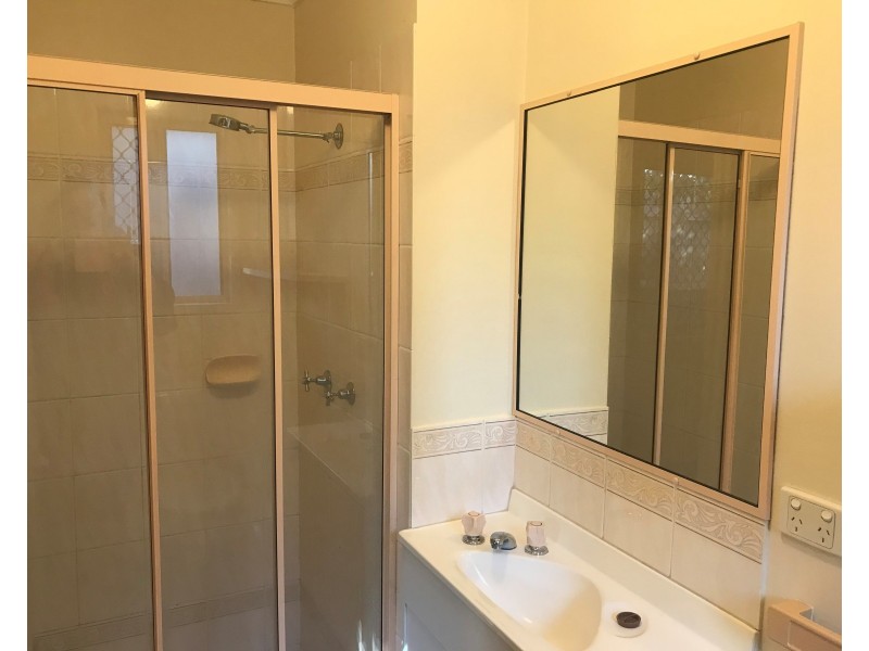 4 Althea Close, Sinnamon Park QLD 4073