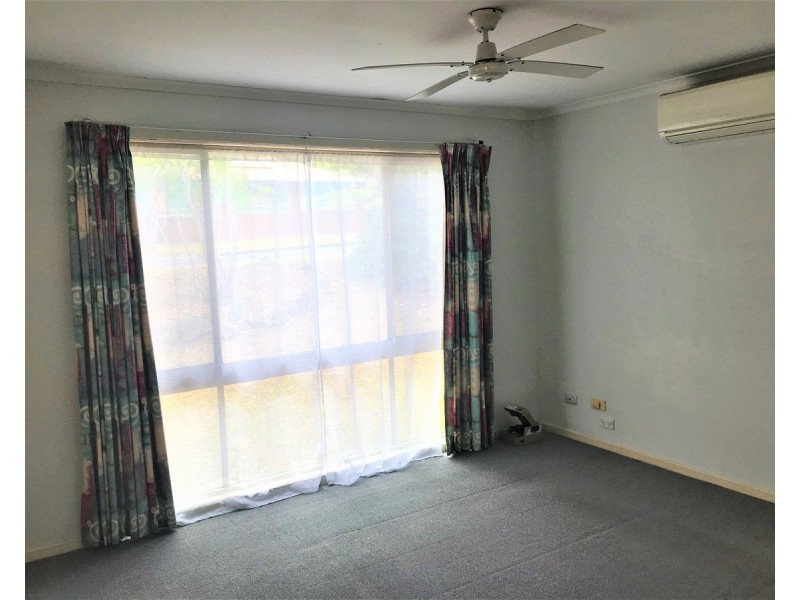 40 Radcliffe Street, Sinnamon Park QLD 4073
