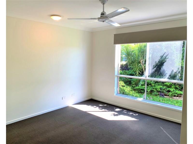 93 Dove Tree Crescent, Sinnamon Park QLD 4073