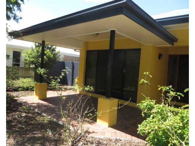 9 Brookeside Crescent, Seventeen Mile Rocks QLD 4073