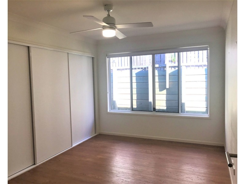 59 Hounslow Way, Seventeen Mile Rocks QLD 4073