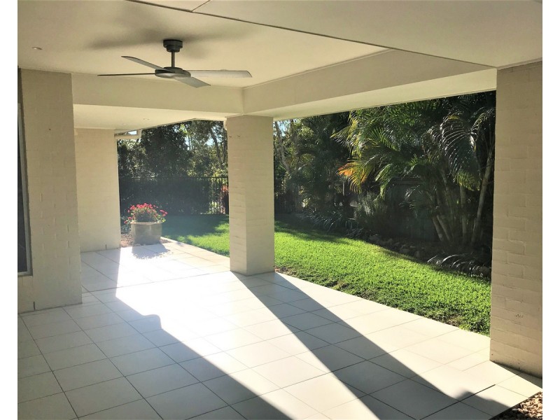 59 Hounslow Way, Seventeen Mile Rocks QLD 4073