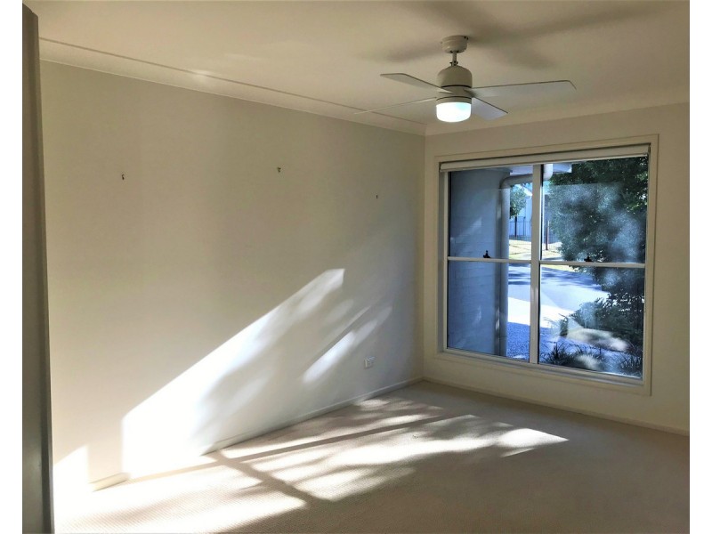 59 Hounslow Way, Seventeen Mile Rocks QLD 4073