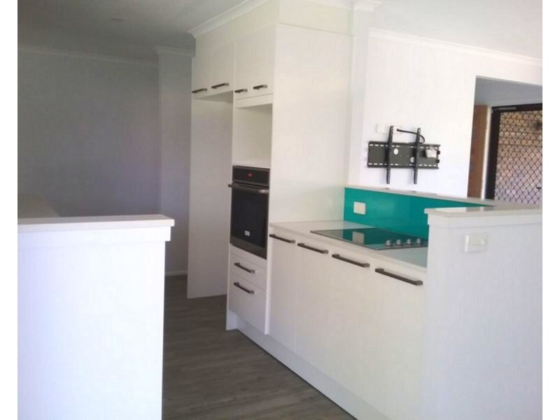 4 Aegean Close, Jamboree Heights QLD 4074