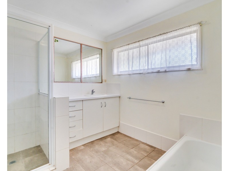 28 Galleon Street, Jamboree Heights QLD 4074