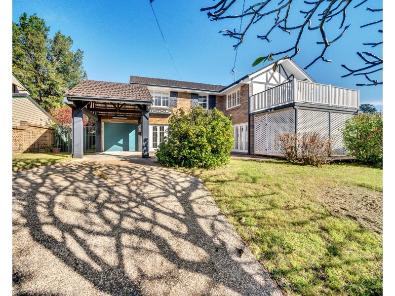 38 Mount Ommaney Drive, Jindalee QLD 4074