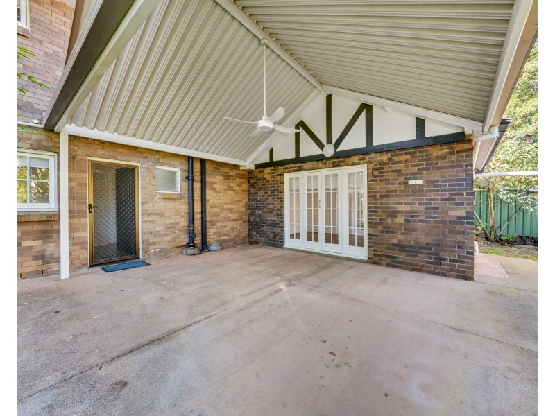 38 Mount Ommaney Drive, Jindalee QLD 4074