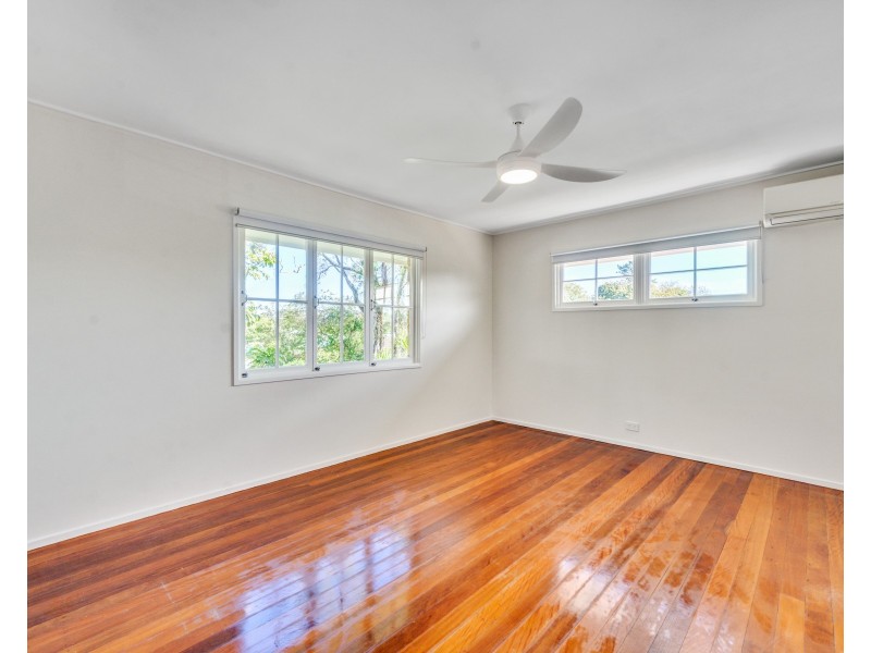 38 Mount Ommaney Drive, Jindalee QLD 4074