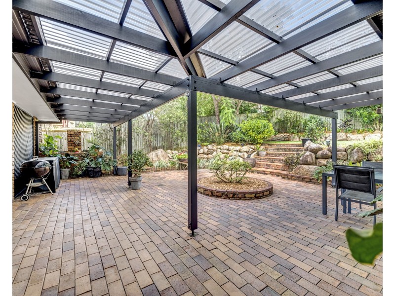 81 Glen Ross Road, Sinnamon Park QLD 4073