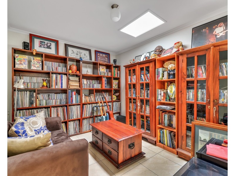 36 Tyrrell Road, Jamboree Heights QLD 4074