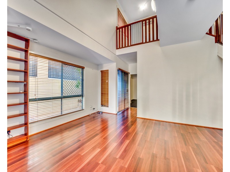 12A Zig Zag Street, Red Hill QLD 4059