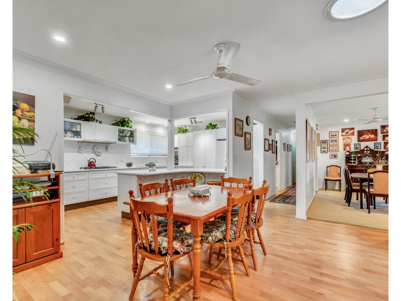 20 Maribor Street, Westlake QLD 4074