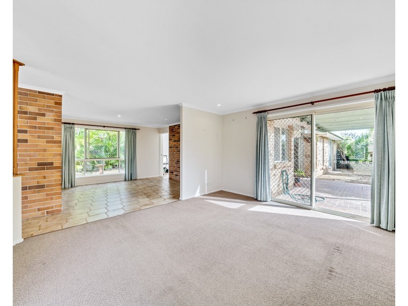 14 Forfar Street, Seventeen Mile Rocks QLD 4073