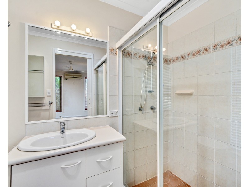 14 Forfar Street, Seventeen Mile Rocks QLD 4073