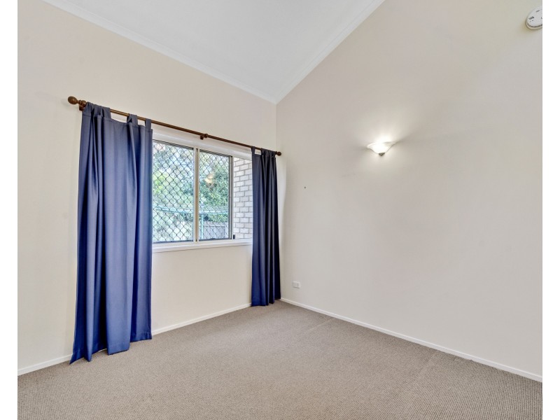 14 Forfar Street, Seventeen Mile Rocks QLD 4073