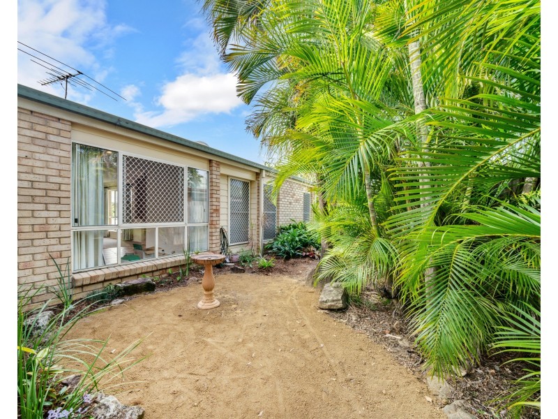 14 Forfar Street, Seventeen Mile Rocks QLD 4073