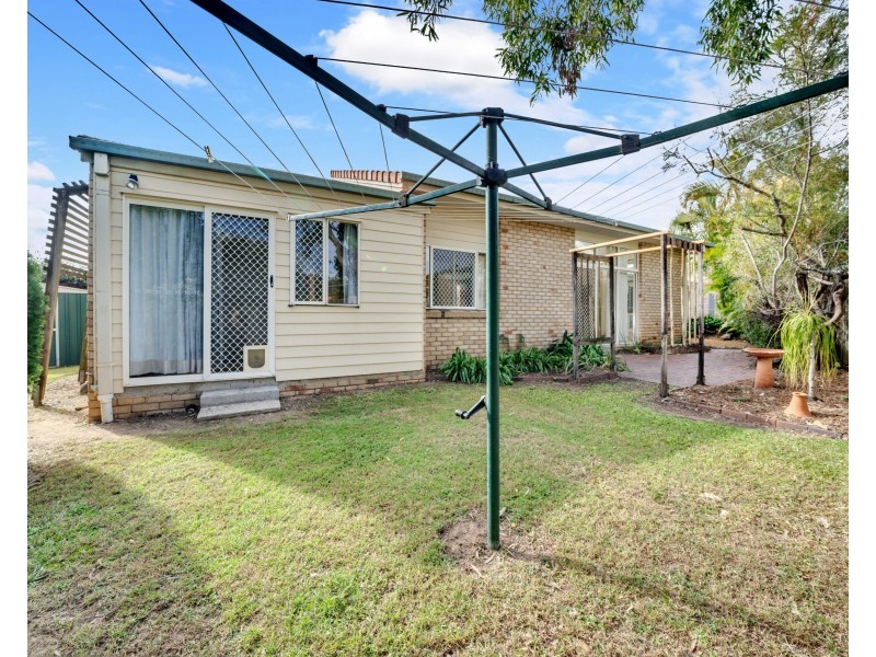 14 Forfar Street, Seventeen Mile Rocks QLD 4073
