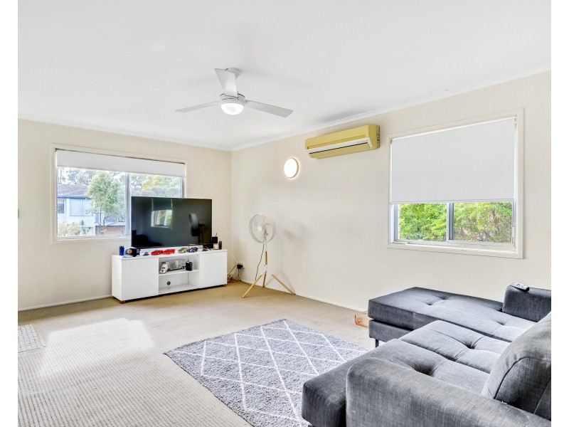 12 Emblem Street, Jamboree Heights QLD 4074