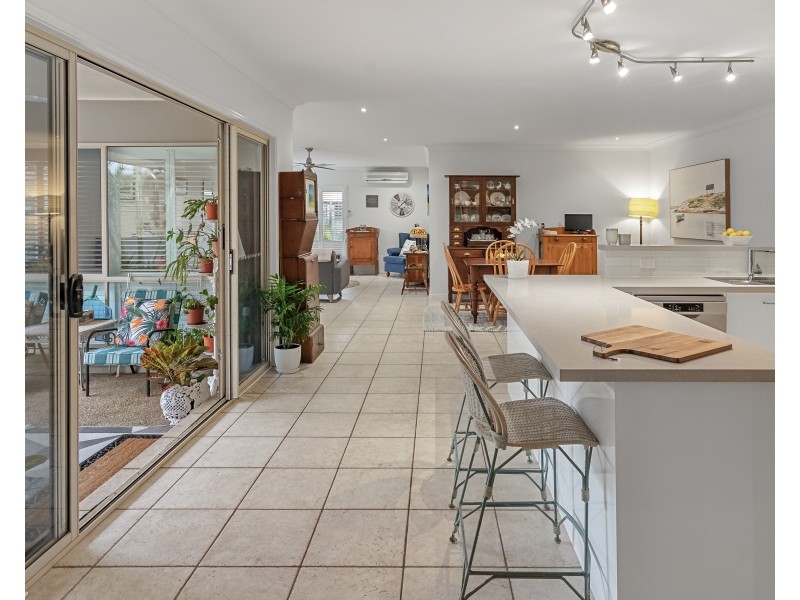 14 Bonney Place, Westlake QLD 4074