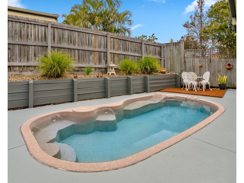 14 Bonney Place, Westlake QLD 4074