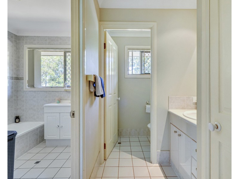 7/15 Abel Smith Crescent, Mount Ommaney QLD 4074