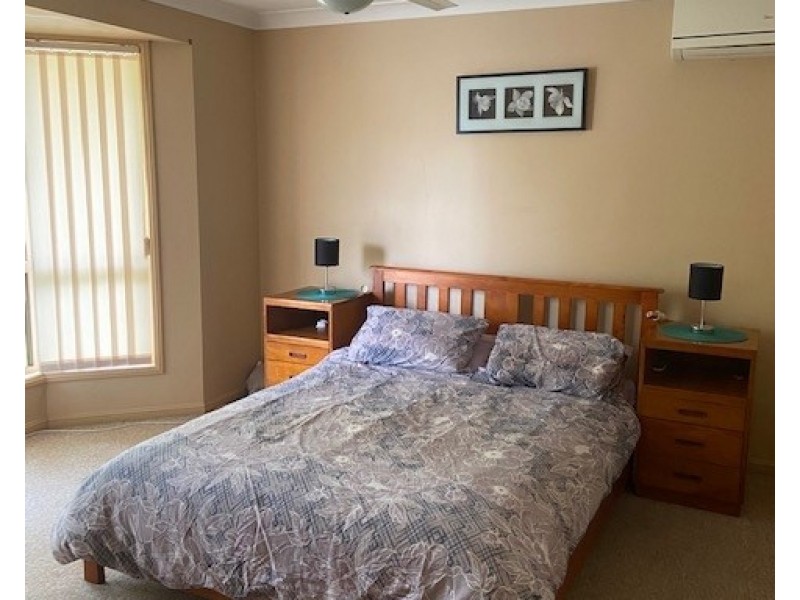 2 Regents, Forest Lake QLD 4078