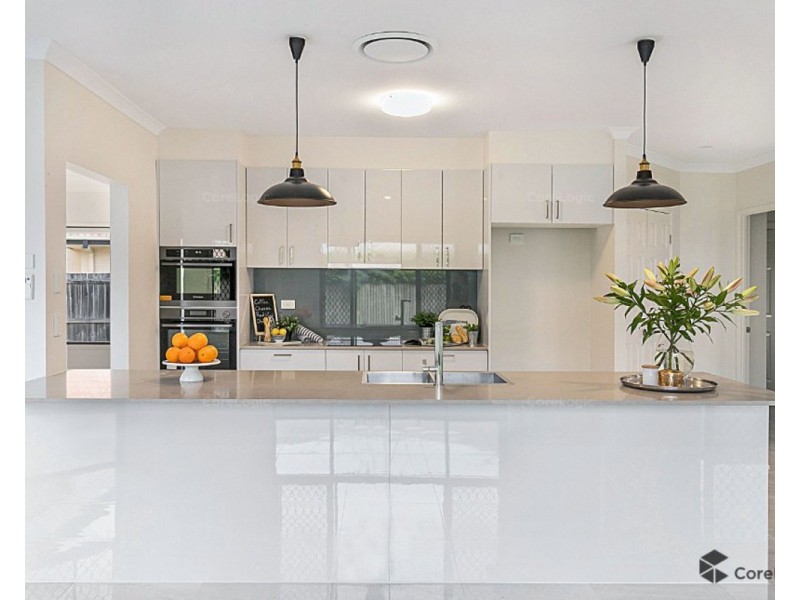 85 Thomas Macleod Avenue, Sinnamon Park QLD 4073