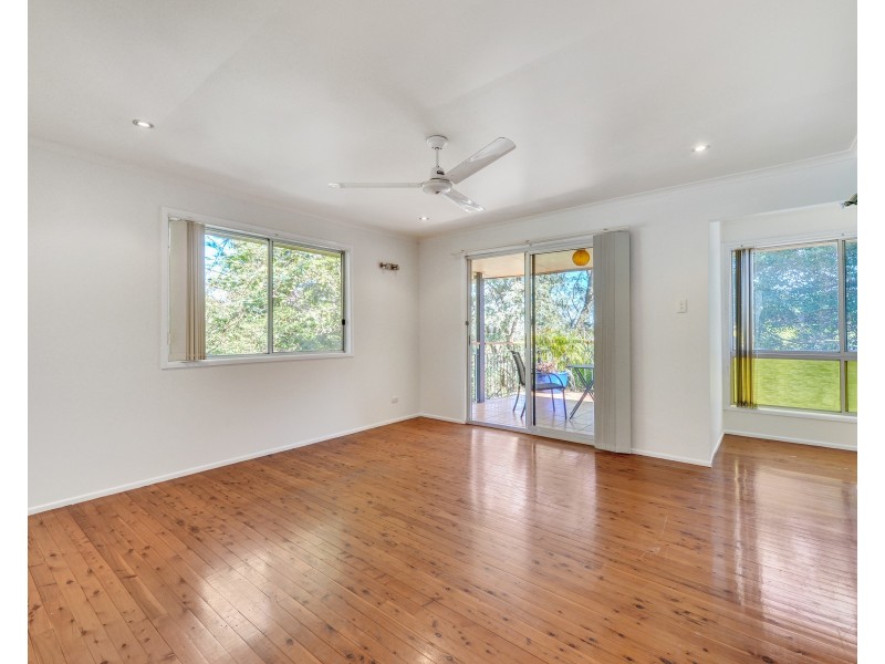 41 Venerable Street, Seventeen Mile Rocks QLD 4073